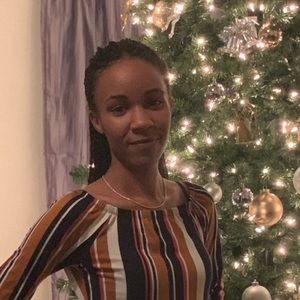 Meet your Posher, Rae